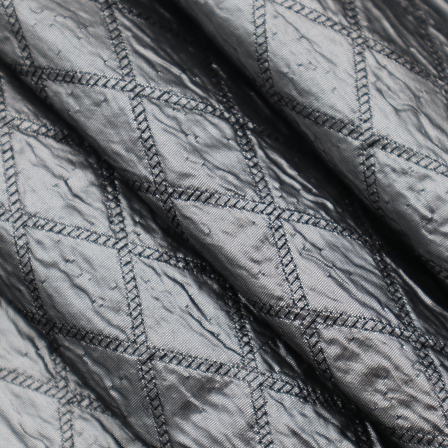 Lightweight Quilted Polyester in Fuji ( Metallic Silver)