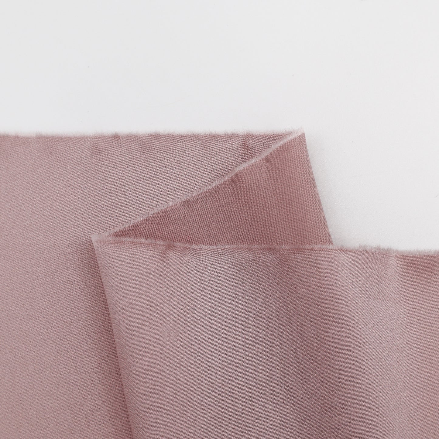 Lightweight Silk Satin in Dusty Pink (Pink)